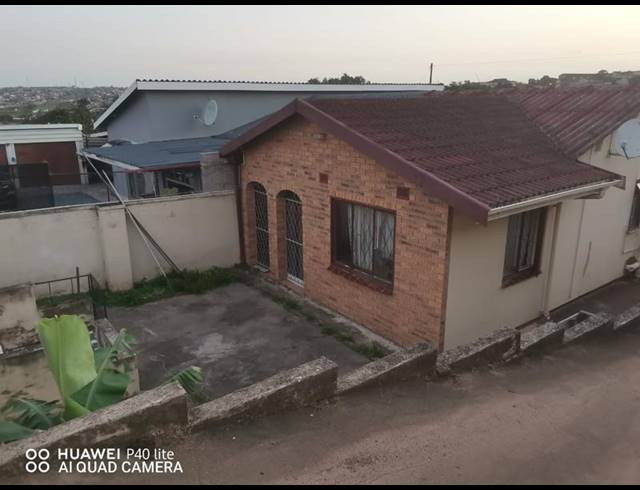 2 BEDROOM HOUSE FOR SALE IN TRENANCE MANOR